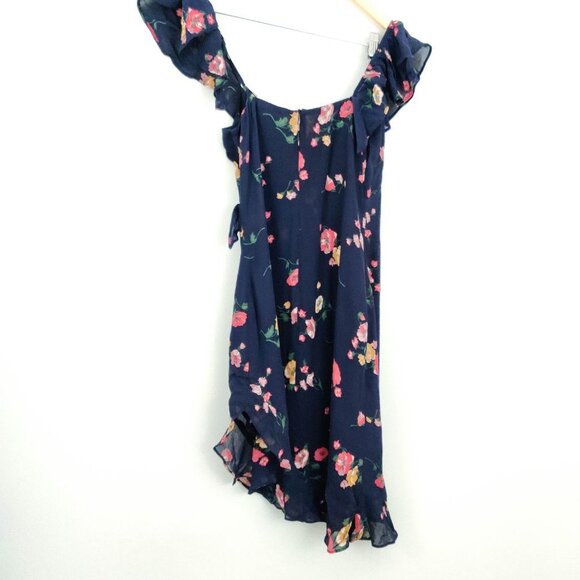 Reformation Adora Dress in Navy Floral 2 - Picture 6 of 9
